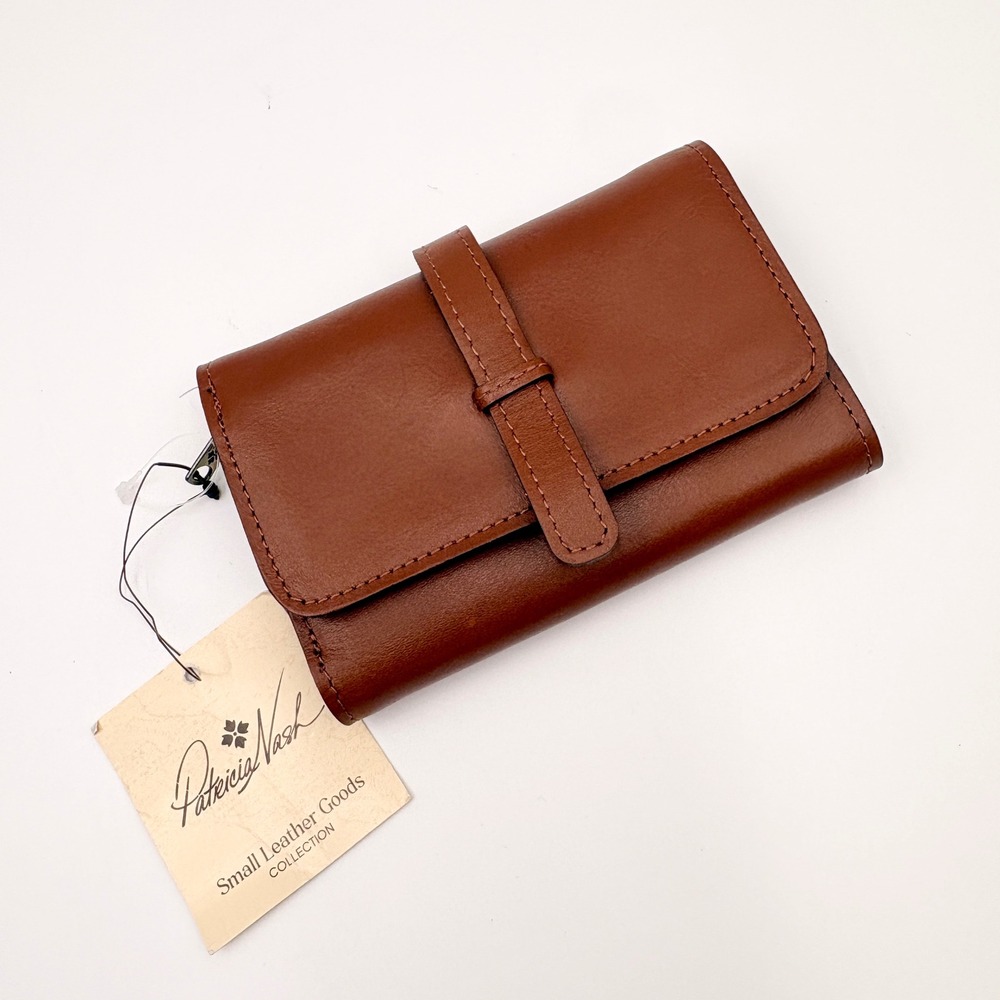 Patricia Nash Heritage Perla Tan Leather Trifold Wallet RFID NEW